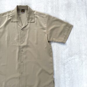 シルキーシャツ【サンドカーキ】