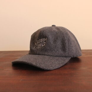 6パネルウールキャップ